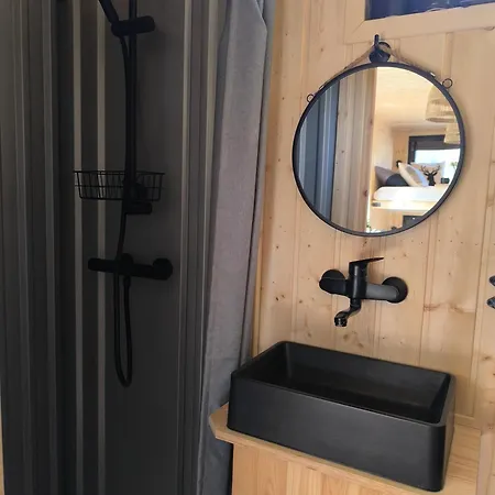 Tiny House Neben Skipiste *